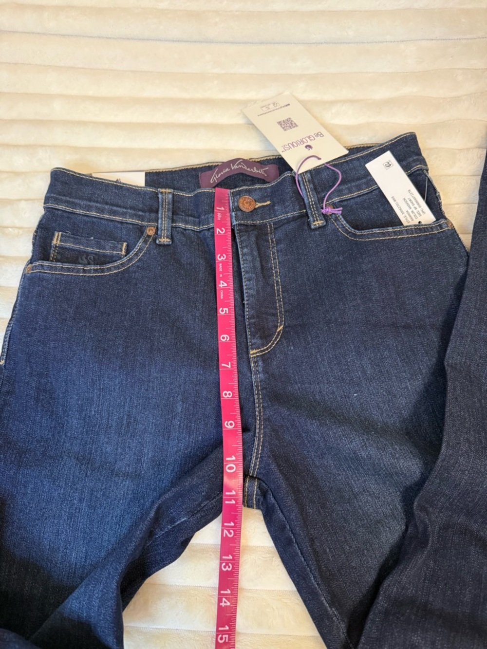 Gloria Vanderbilt Amanda slimming jeans size 8P Short - Picture 4 of 12